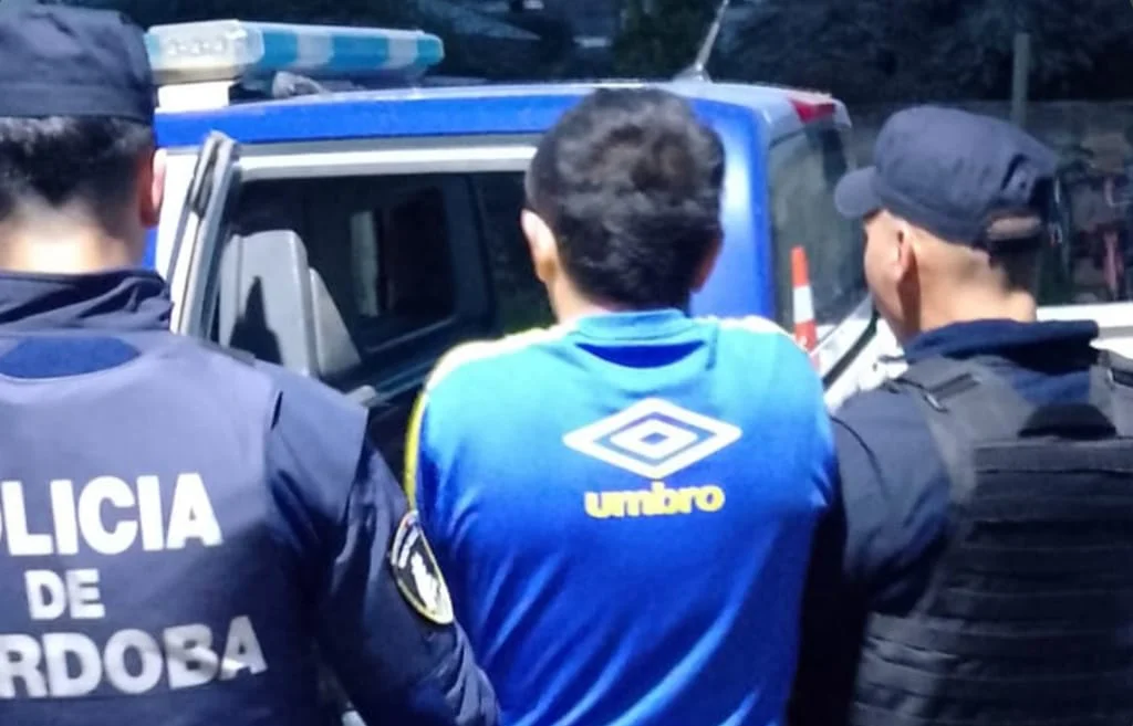 552d69d9-74c1-4223-a047-00deae9f1436detenido monte1