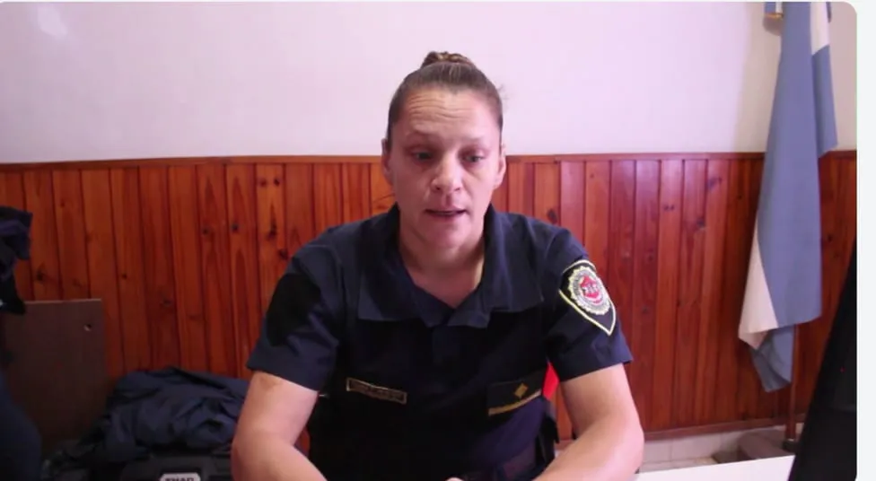 WhatsApp Image 2025-12-23 at 23.23.08subcomisario monte maiz