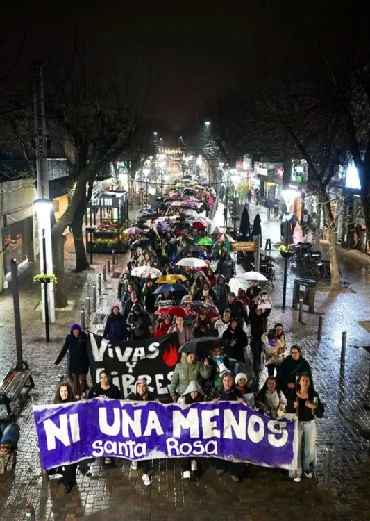 WhatsApp Image 2026-06-04 at 10.32.31ni una menso santa55