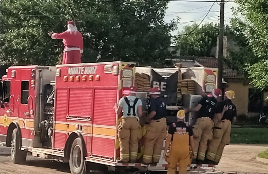 WhatsApp Image 2025-12-26 at 09.36.10papa noel666