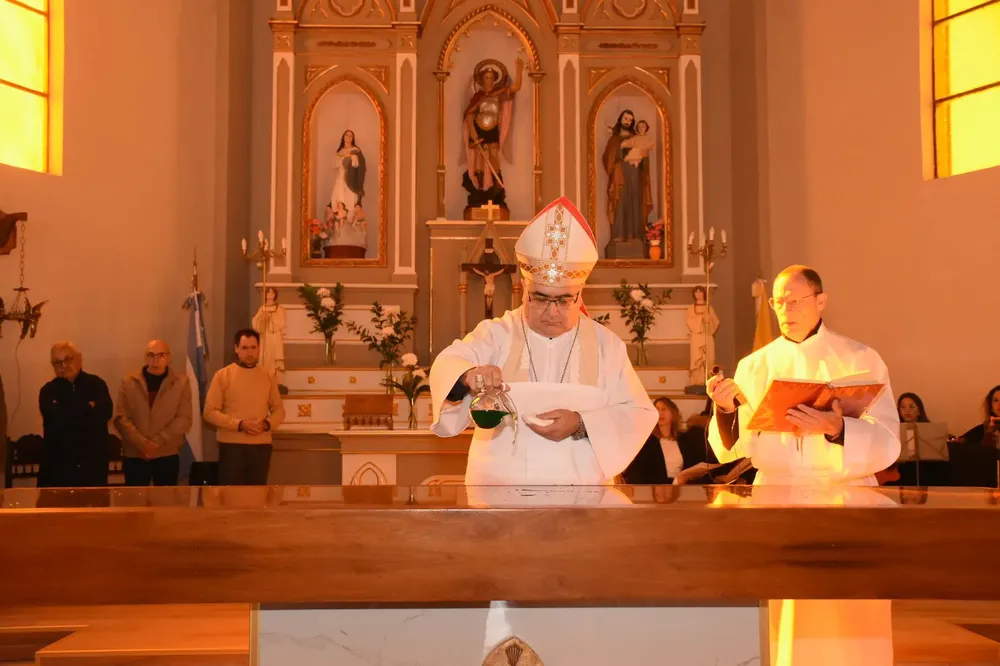 cosgracion del altar sacanta1