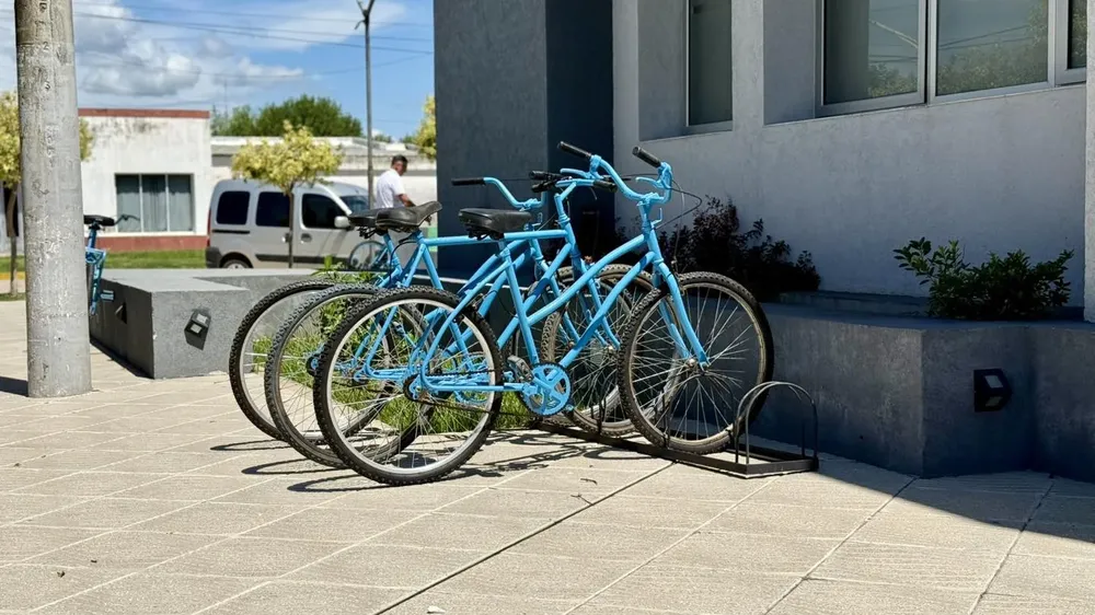 WhatsApp Image 2026-02-24 at 09.12.35en bnici al cole2