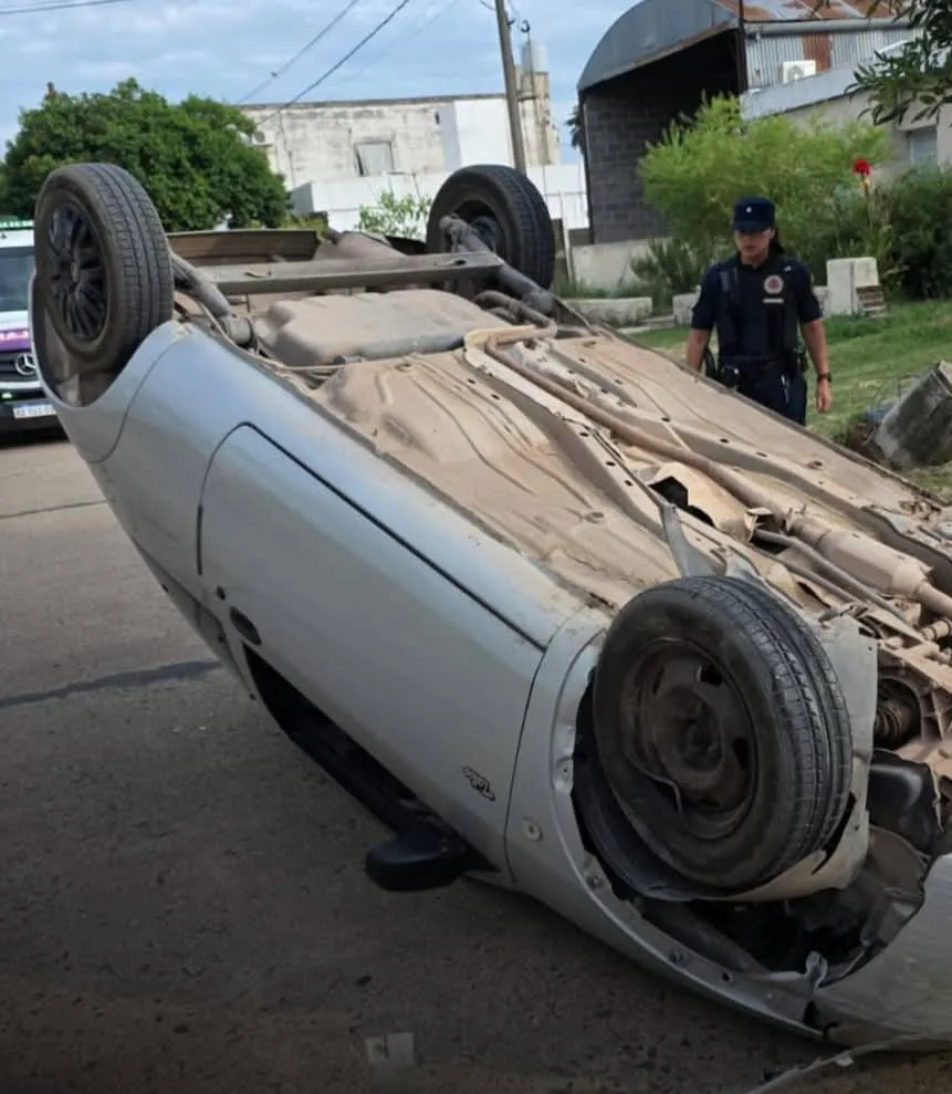 WhatsApp Image 2026-02-02 at 08.39.23acudente deheza3