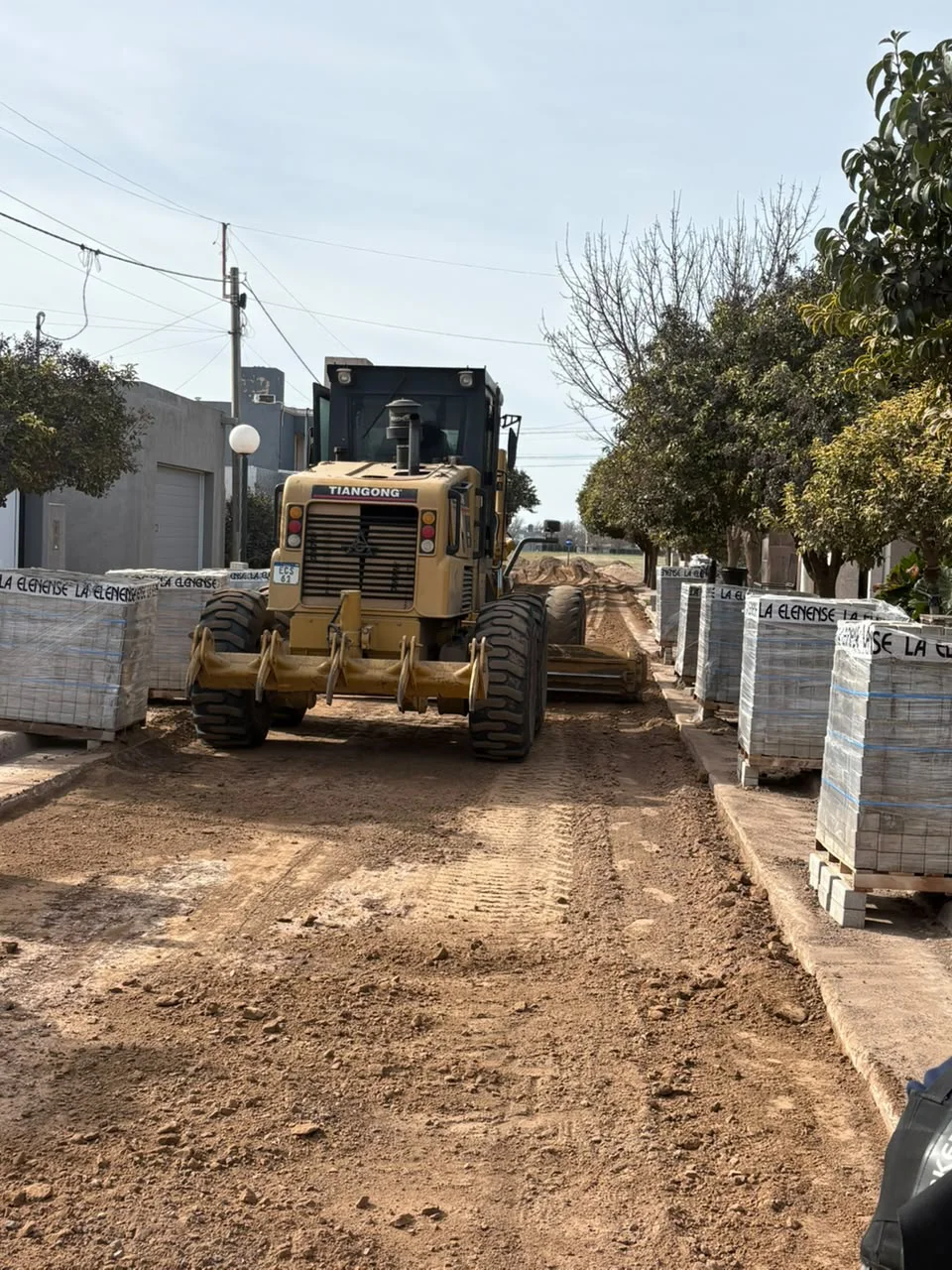 4203727d-68e7-4923-9847-754846307528CAlles1