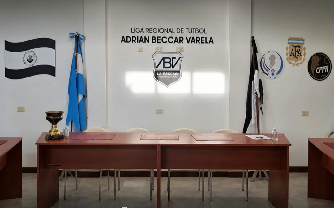 106d4673-293a-4b81-b5cf-c7b824a39ef4beccar varela oficina