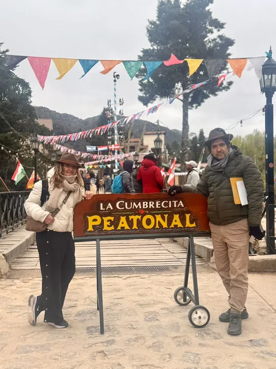 e05955b4-2064-4534-9975-27fc896b64f8cumbre8