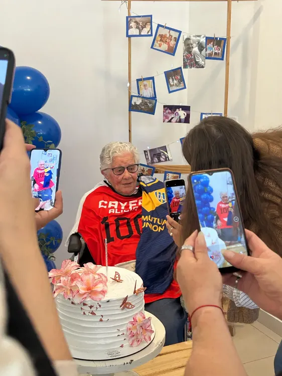 cumpleaños 100 2