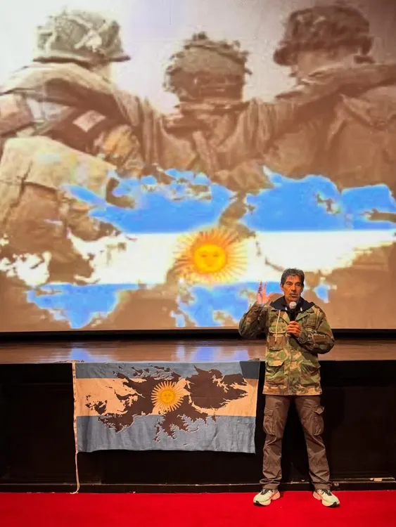 WhatsApp Image 2026-04-06 at 21.06.56ex combatiente2