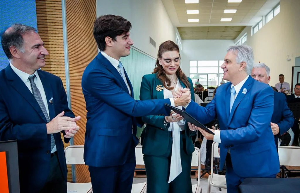 WhatsApp Image 2026-04-06 at 09.19.33gobernador2