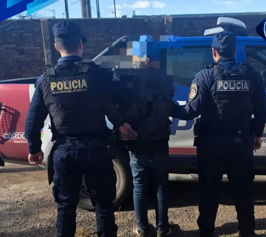 50616221-80bc-4b9d-81dd-b770795cf7e1policia44