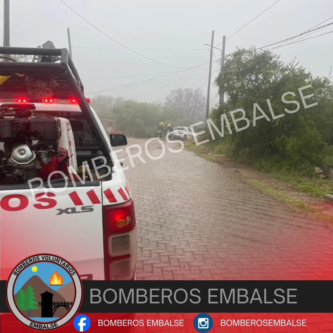 bomeros desbarreanco1