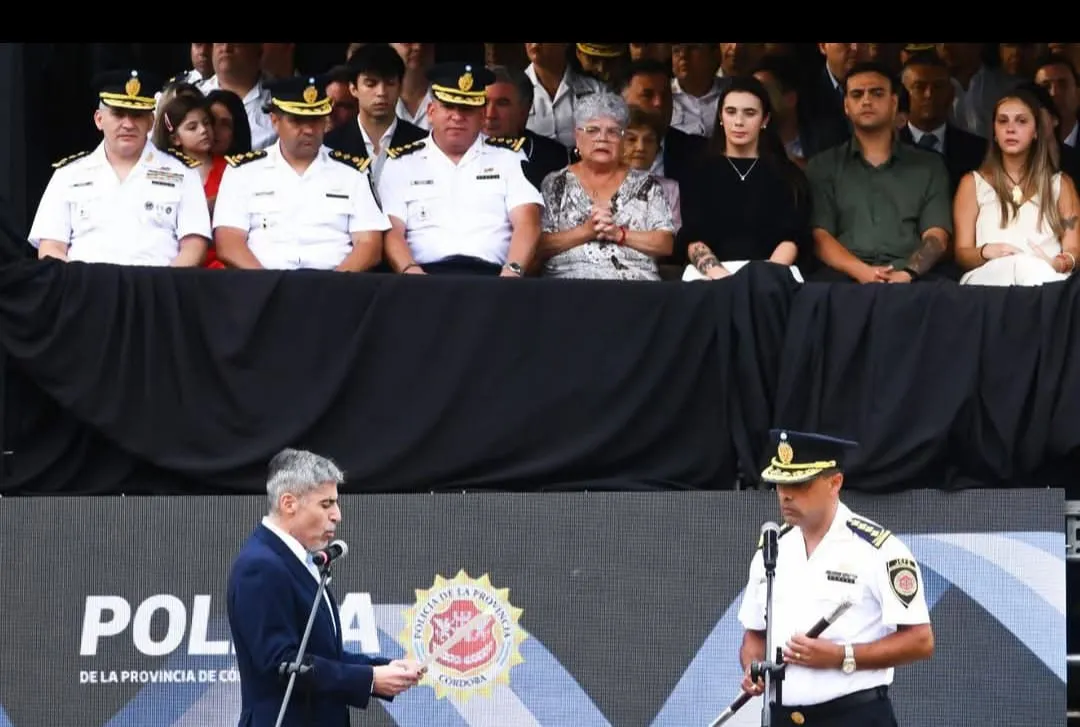 WhatsApp Image 2025-12-29 at 22.01.42POLICIA NUEVO555