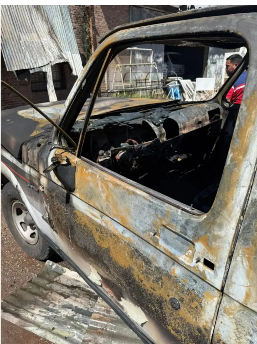 WhatsApp Image 2026-01-04 at 23.07.27corralon2