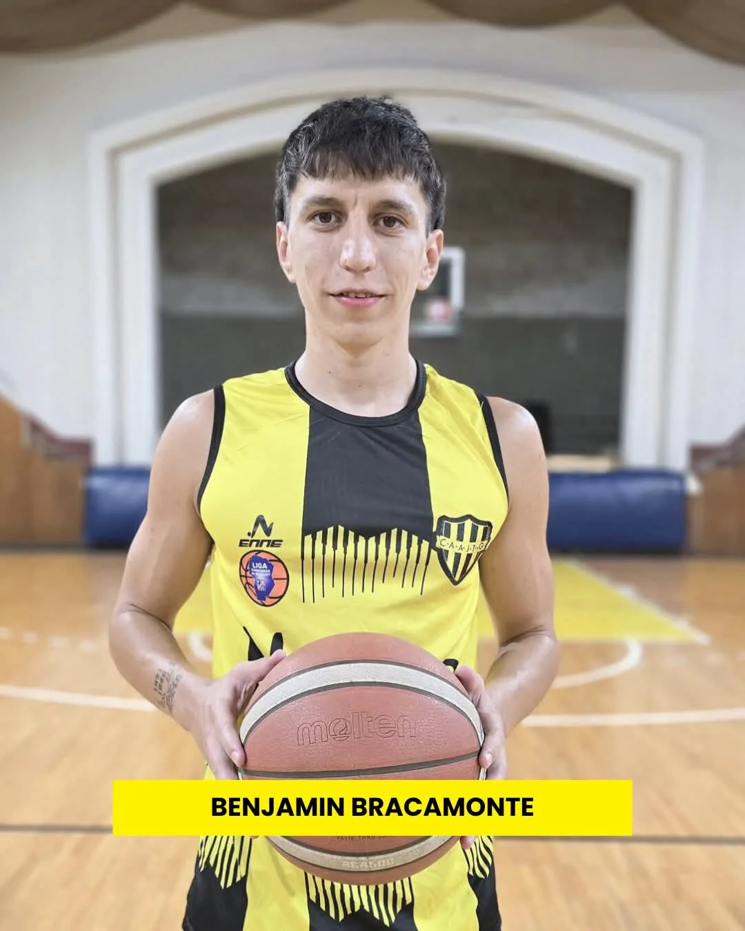 WhatsApp Image 2026-03-15 at 09.54.55jugador8