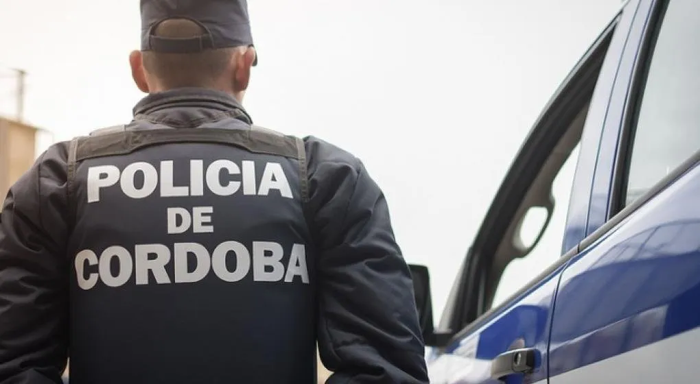 policia 3334