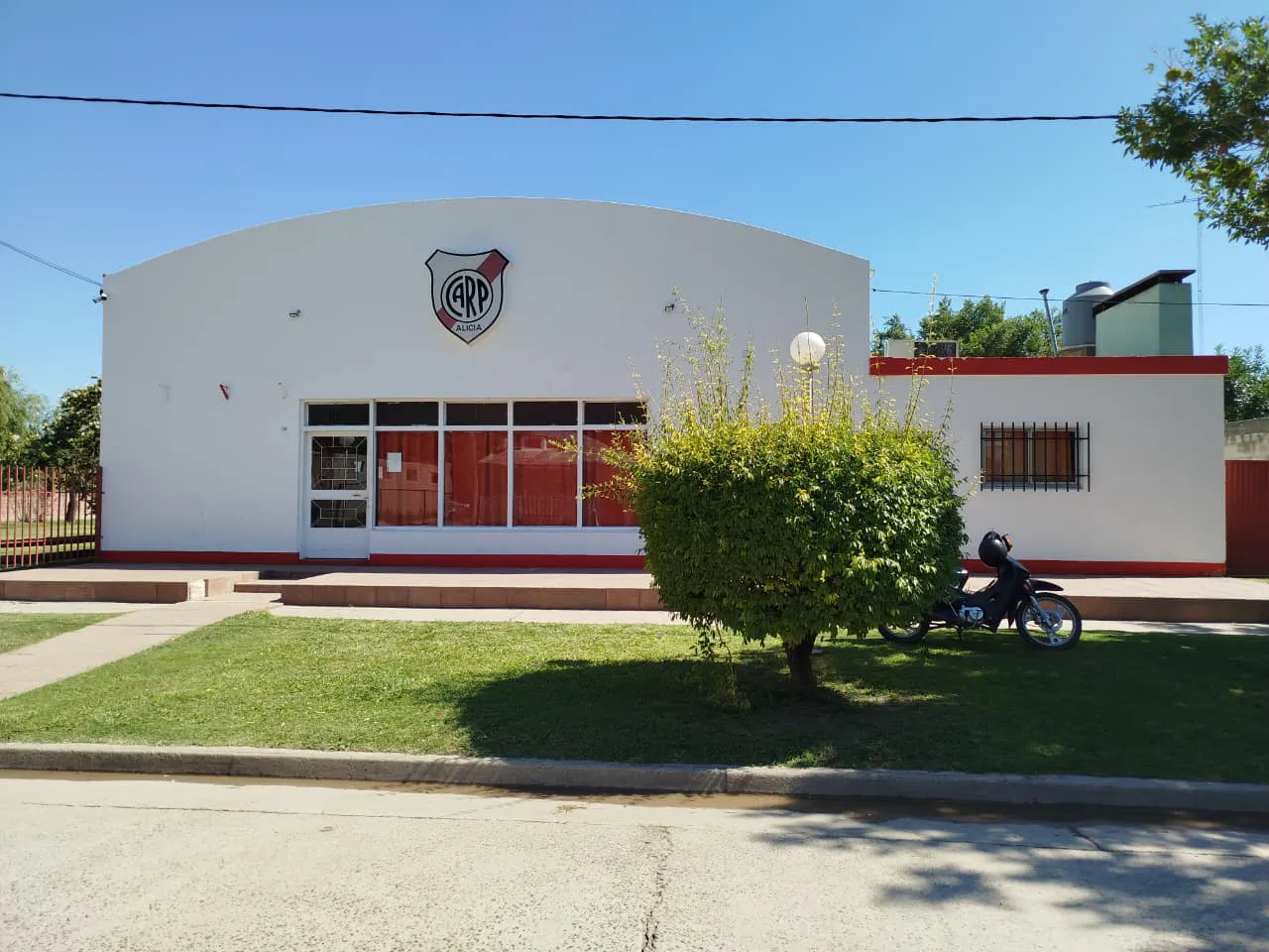 WhatsApp Image 2026-01-08 at 09.38.20club river alicia1