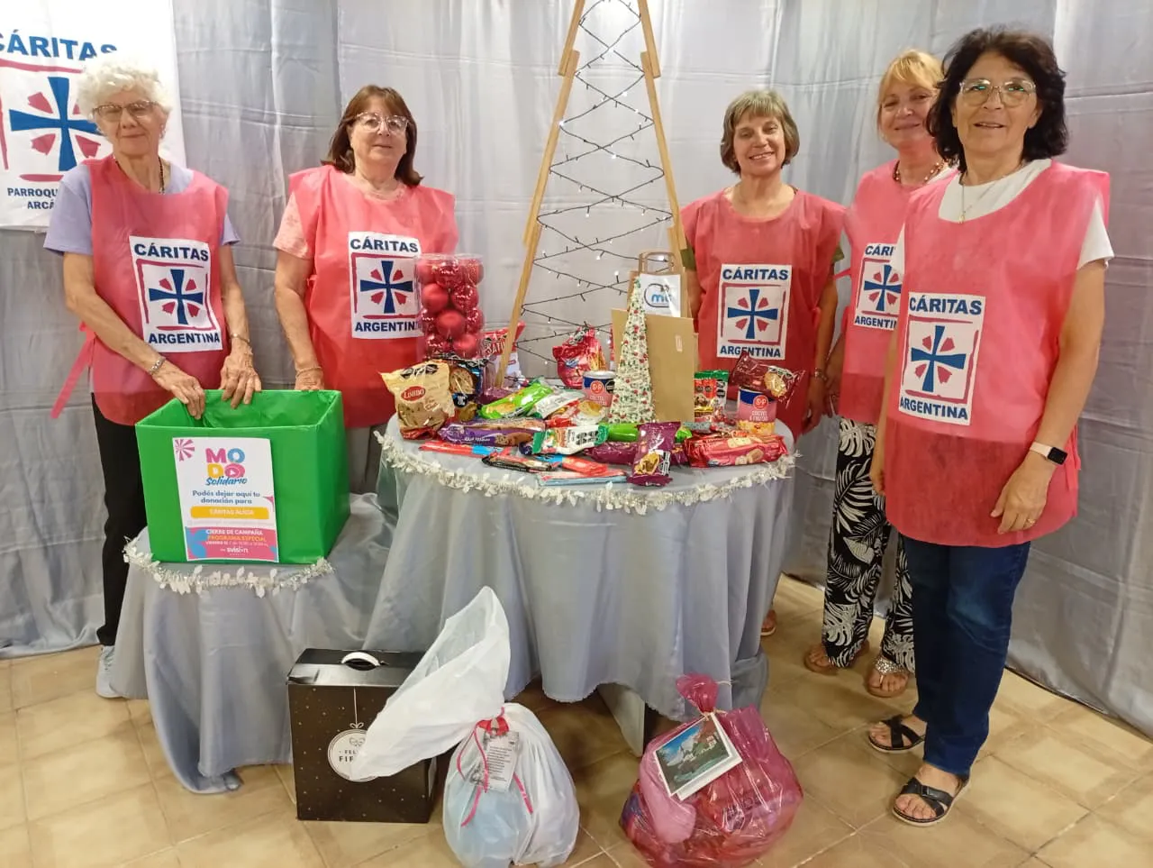 chicas caritas carina