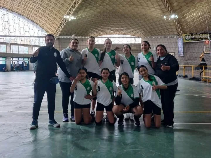 4216b4d0-6cba-4e3a-a558-e9504aceb9b8VOLEY