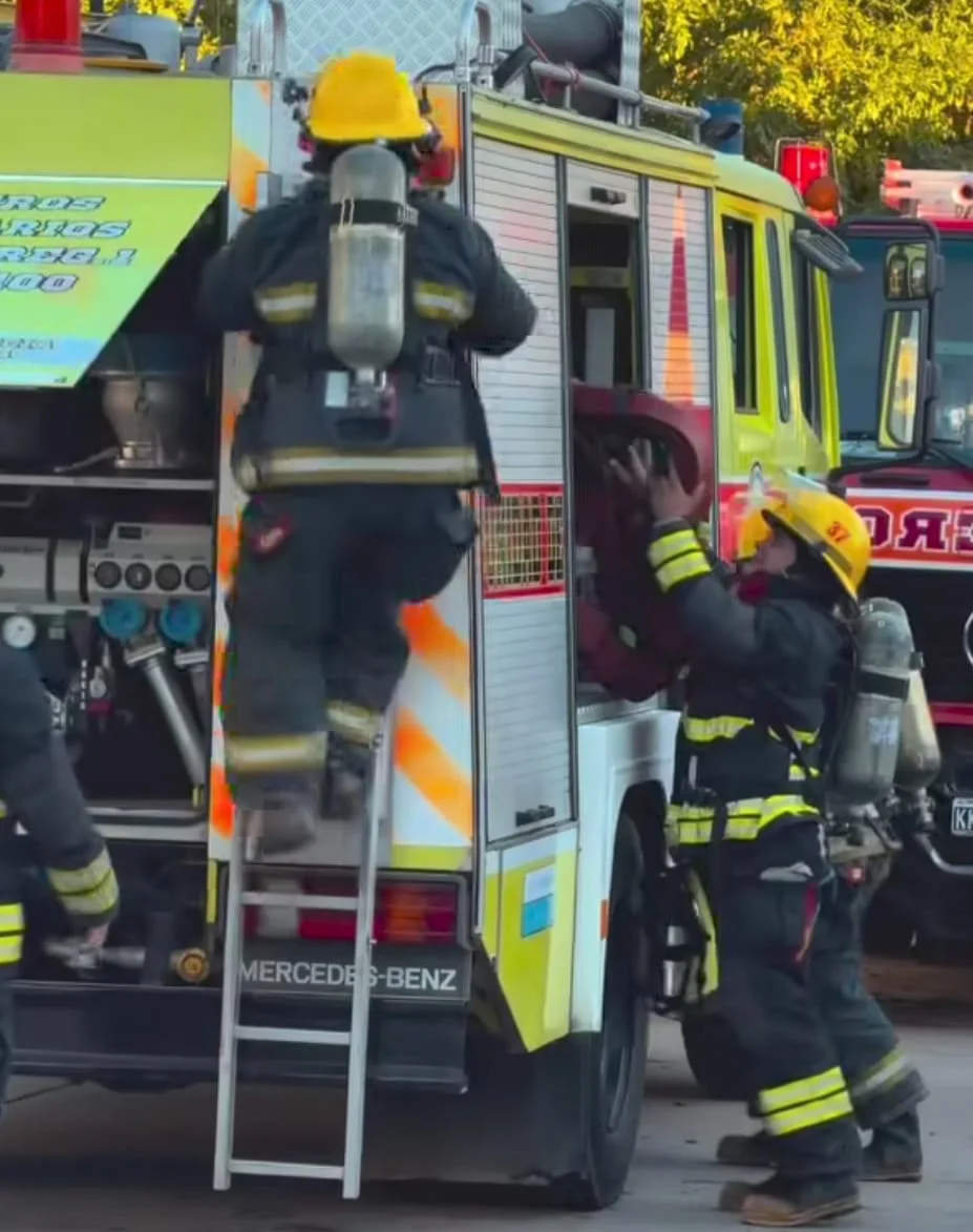 WhatsApp Image 2026-03-29 at 21.57.00bbomeros grandes22