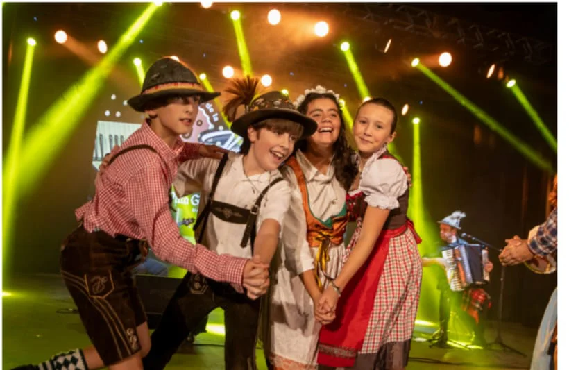 WhatsApp Image 2026-03-29 at 22.05.59baile5