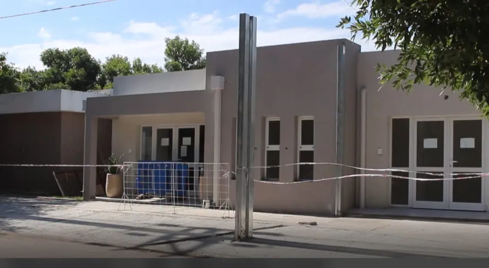 WhatsApp Image 2026-02-13 at 08.39.30colonia barge